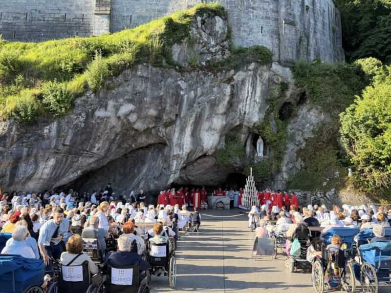 Más de 1.200 valencianos participan en la peregrinación diocesana a Lourdes