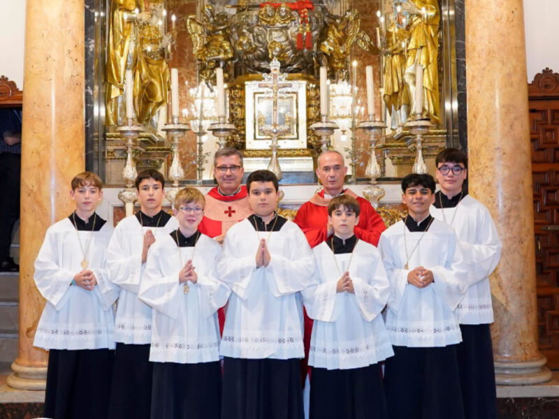 Misa de fin de curso de la Escolanía con confirmación de escolanes y besamanos a la Mare de Déu